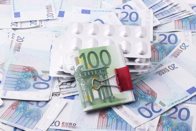 Costs - white and green plastic blister pack